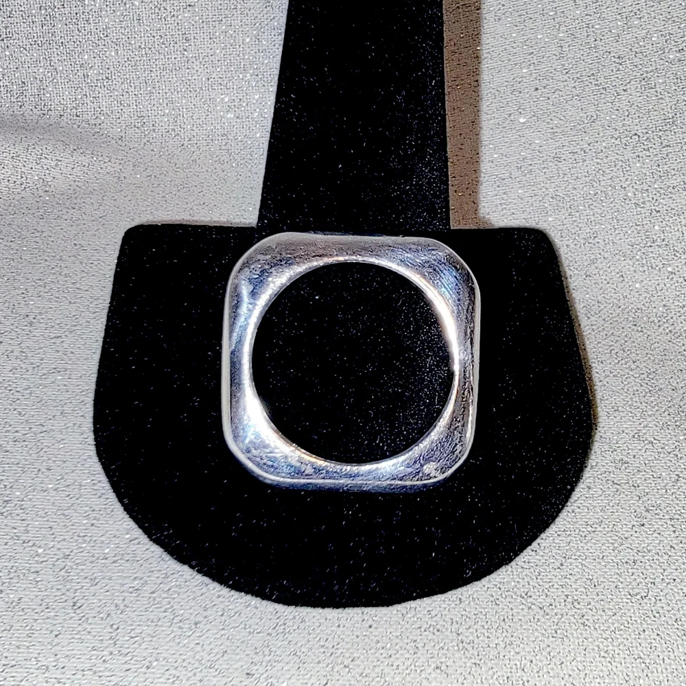 Vintage CHANEL Square Sterling Silver Ring - Picture 3 of 6